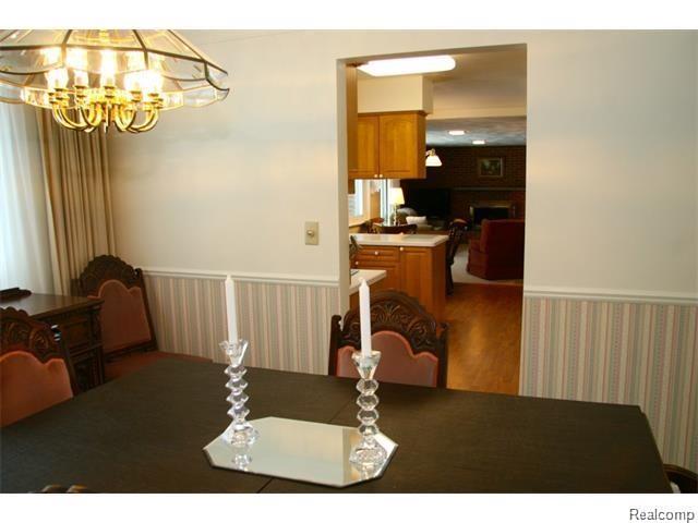 64 East Maryknoll Road Rochester Hills, MI 48309 - Photo 7 of 28