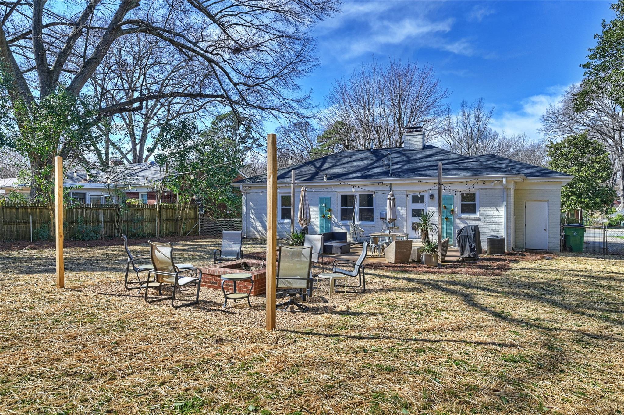 1114 Norland Road Charlotte, NC 28205 - Photo 33 of 36 a house view with sitting space and garden space