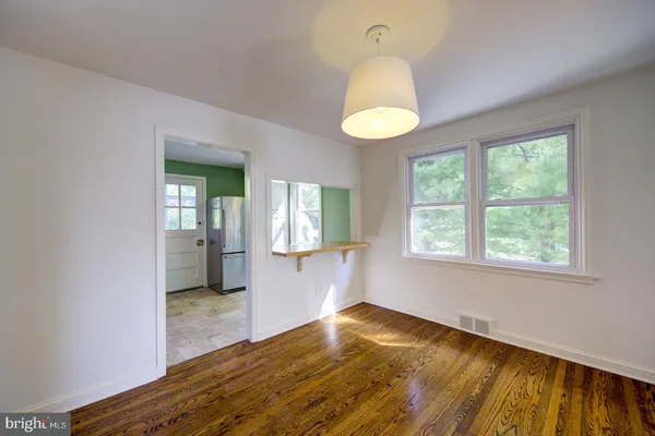 $3,000 | 273 South Devon Avenue, Wayne, PA 19087