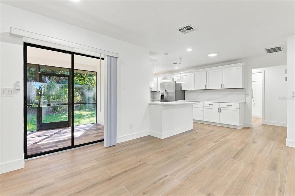 2881 Poppy Road Venice, FL 34293 - Photo 13 of 24 Gallery Image 13