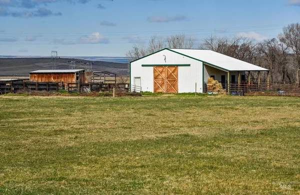 $850,000 | Undisclosed Address, Boardman, OR 97818
