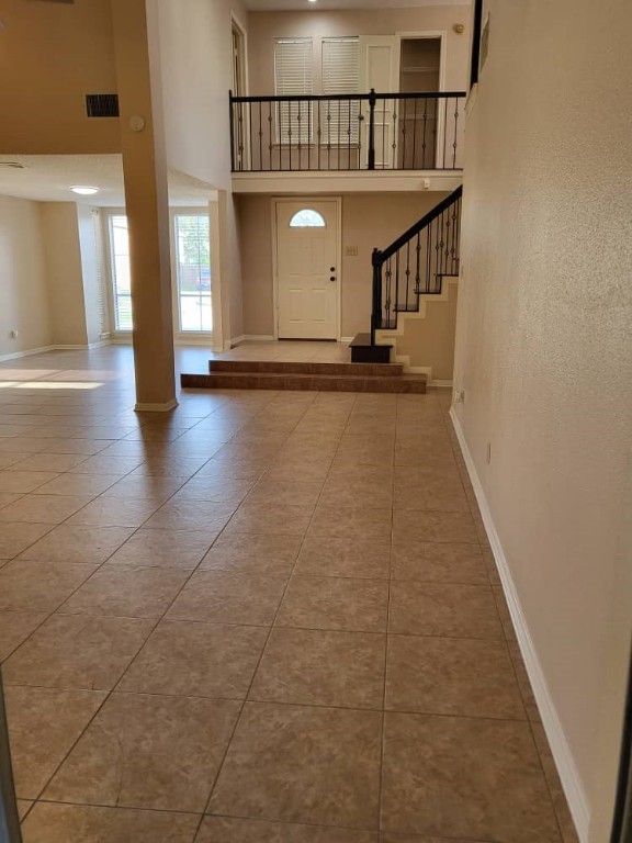 14810 Rancho Vista Drive Houston, TX 77083 - Photo 14 of 33 a view of a hallway with a staircase