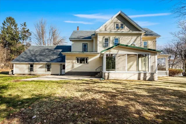 $899,000 | 61 Manchester Street, Nashua, NH 03064