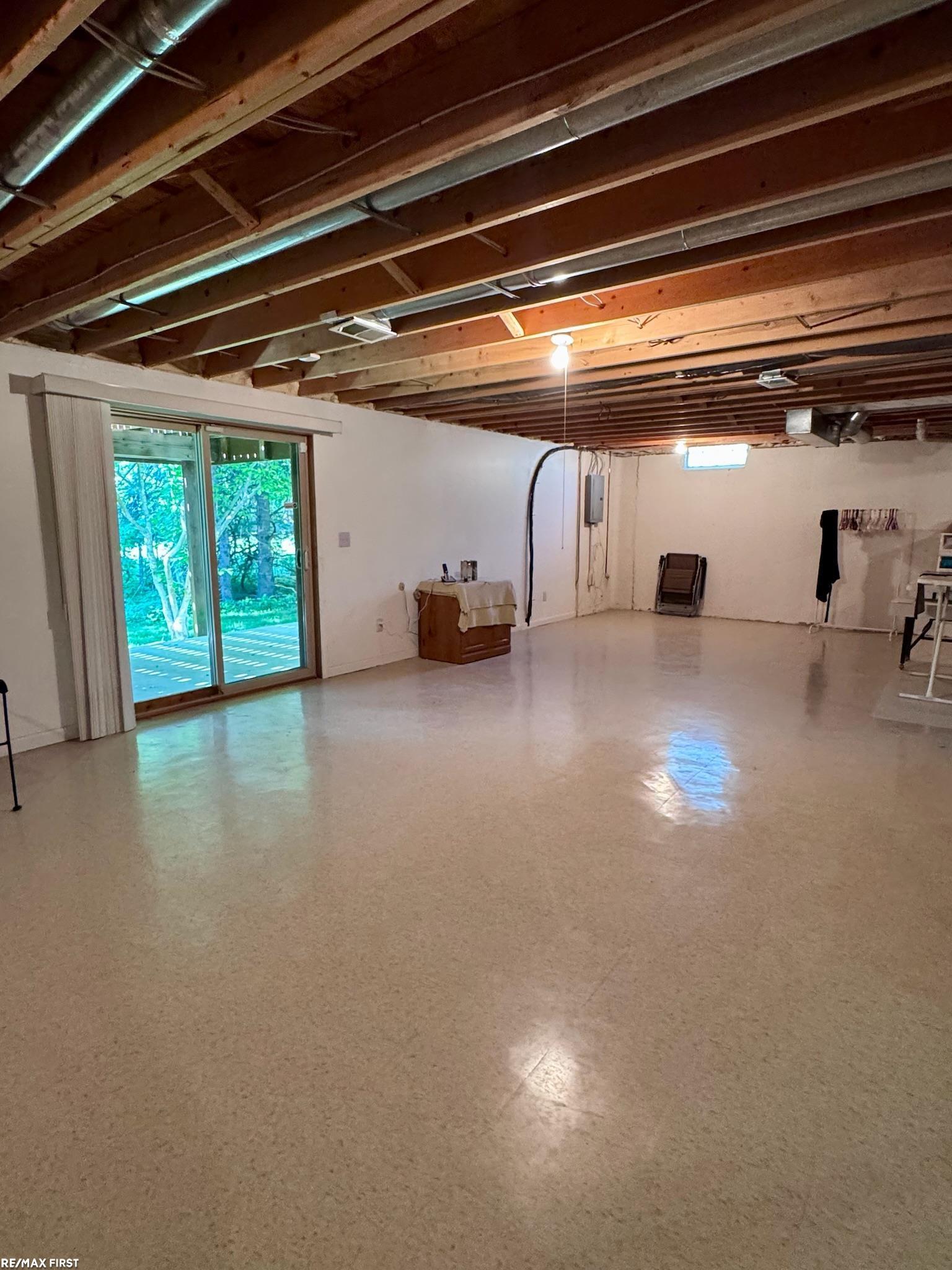 15330 Pebble Pointe Court Clinton Township, MI 48038 - Photo 23 of 33 50212419-39173A29-3588-4C84-86D9-4C2B2DB5B99D.JPG