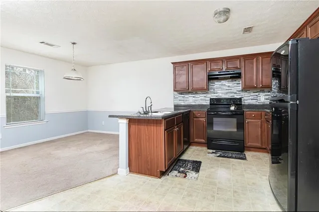 $290,000 | 504 Simpson Pl Drive, Forest Park, GA 30297