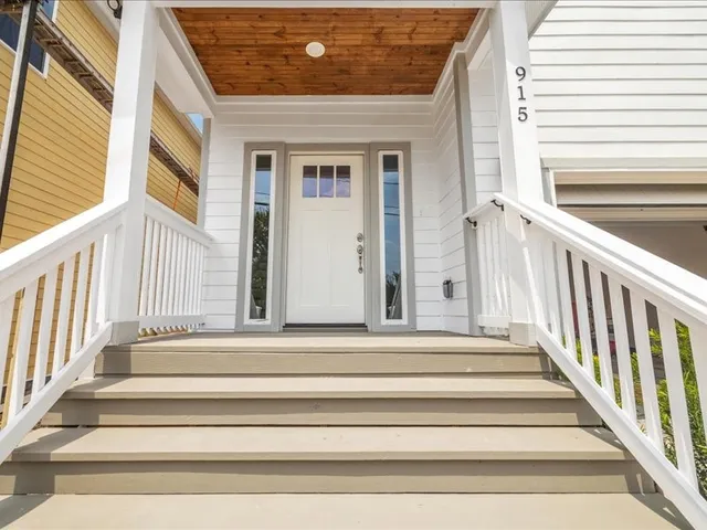 $2,900 | 915 East 37th Street, Houston, TX 77022