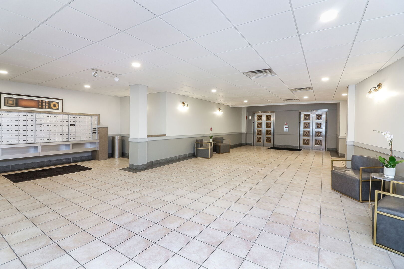 811 South Lytle Street, Unit 514 Chicago, IL 60607 - Photo 3 of 17 Gallery Image 3