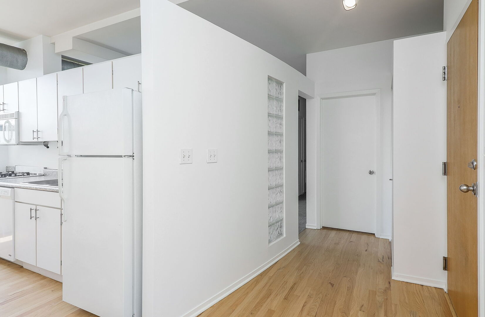 811 South Lytle Street, Unit 514 Chicago, IL 60607 - Photo 4 of 17 Gallery Image 4