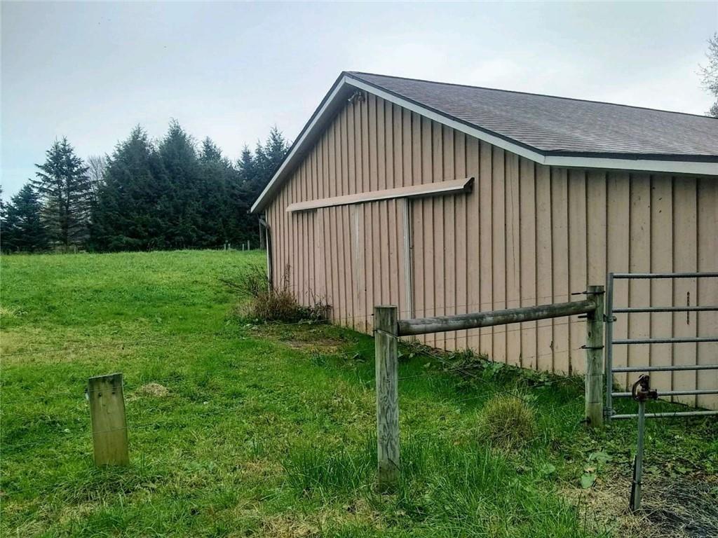 323 Plain Grove North Liberty Road Volant, PA 16156 - Photo 4 of 25 Gallery Image 4