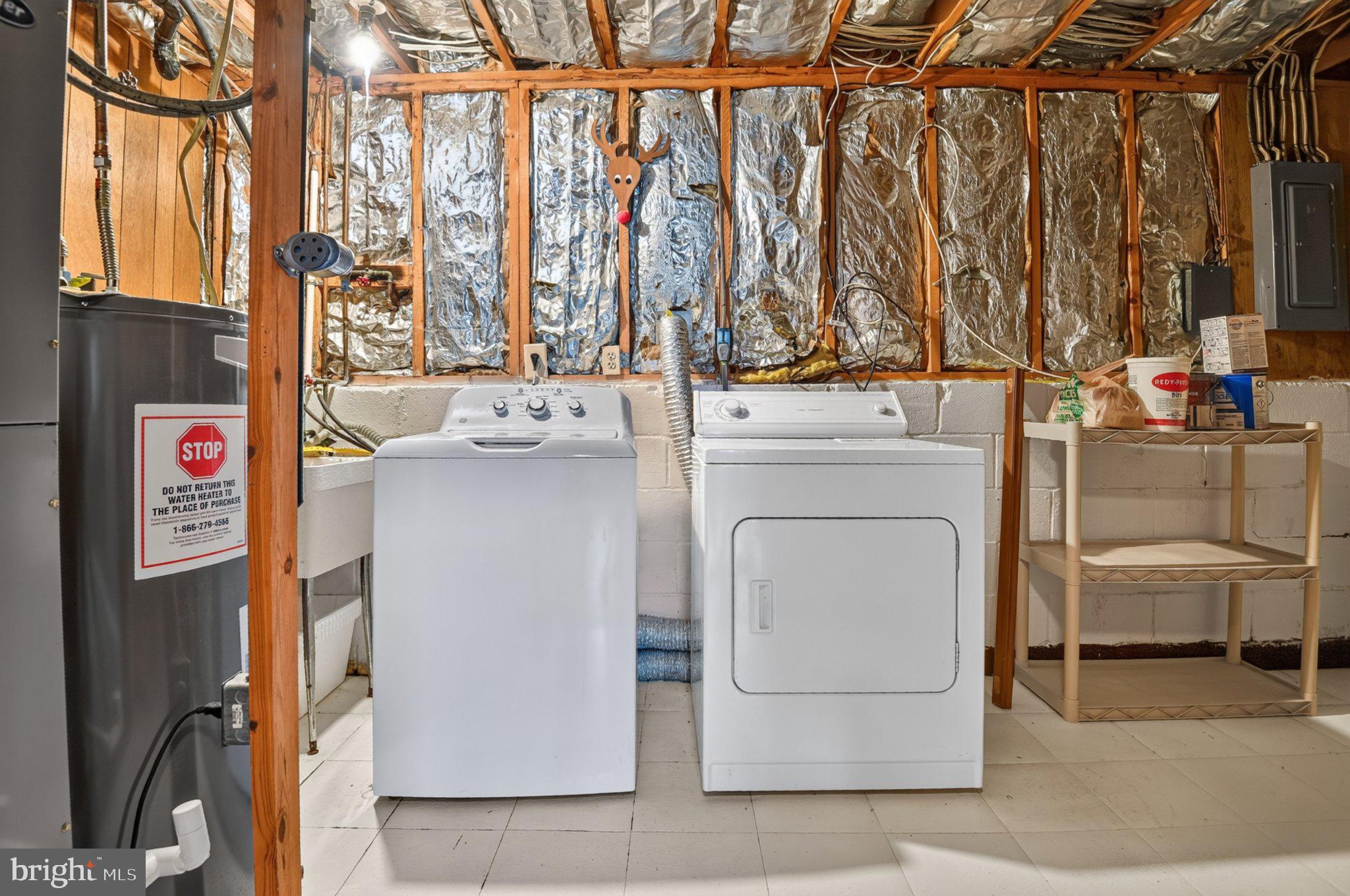 110 North Garfield Road Sterling, VA 20164 - Photo 29 of 33 Laundry/Utility Room