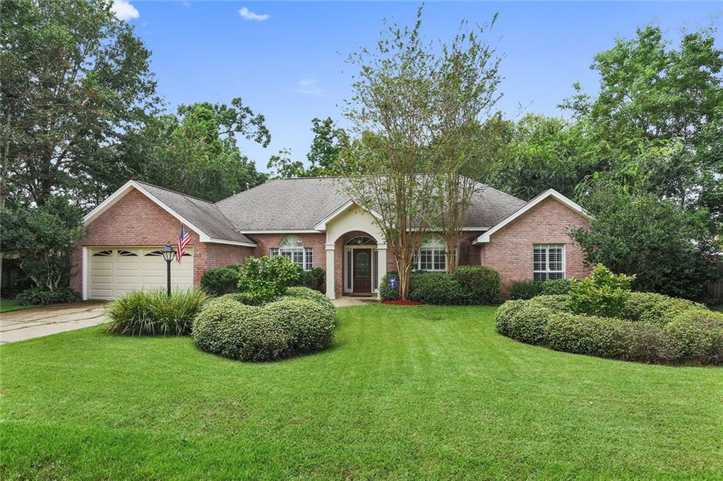 662 Rue Orleans Mandeville, LA 70471 - Photo 1 of 15 Gallery Image 1