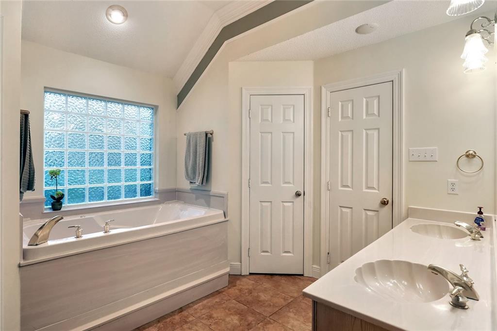 662 Rue Orleans Mandeville, LA 70471 - Photo 9 of 15 Gallery Image 9