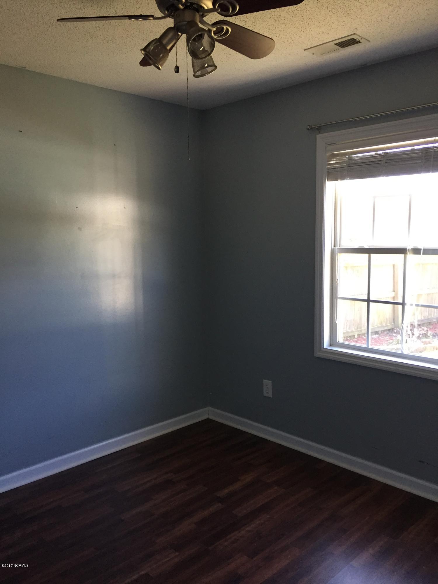 246 Zachary Lane Hubert, NC 28539 - Photo 13 of 15 3rd bed house for sale near Camp Lejeune