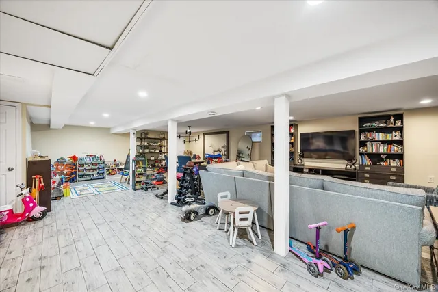 $1,450,000 | 157-37 98th Street | Old Howard Beach