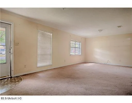 $1,350 | 154 Ben Drive, Gulfport, MS 39503