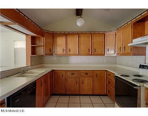 $1,350 | 154 Ben Drive, Gulfport, MS 39503