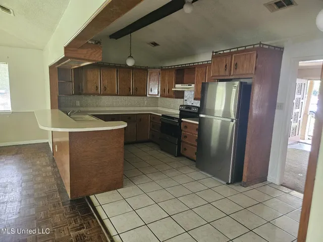 $1,350 | 154 Ben Drive, Gulfport, MS 39503