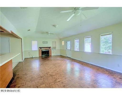 $1,350 | 154 Ben Drive, Gulfport, MS 39503