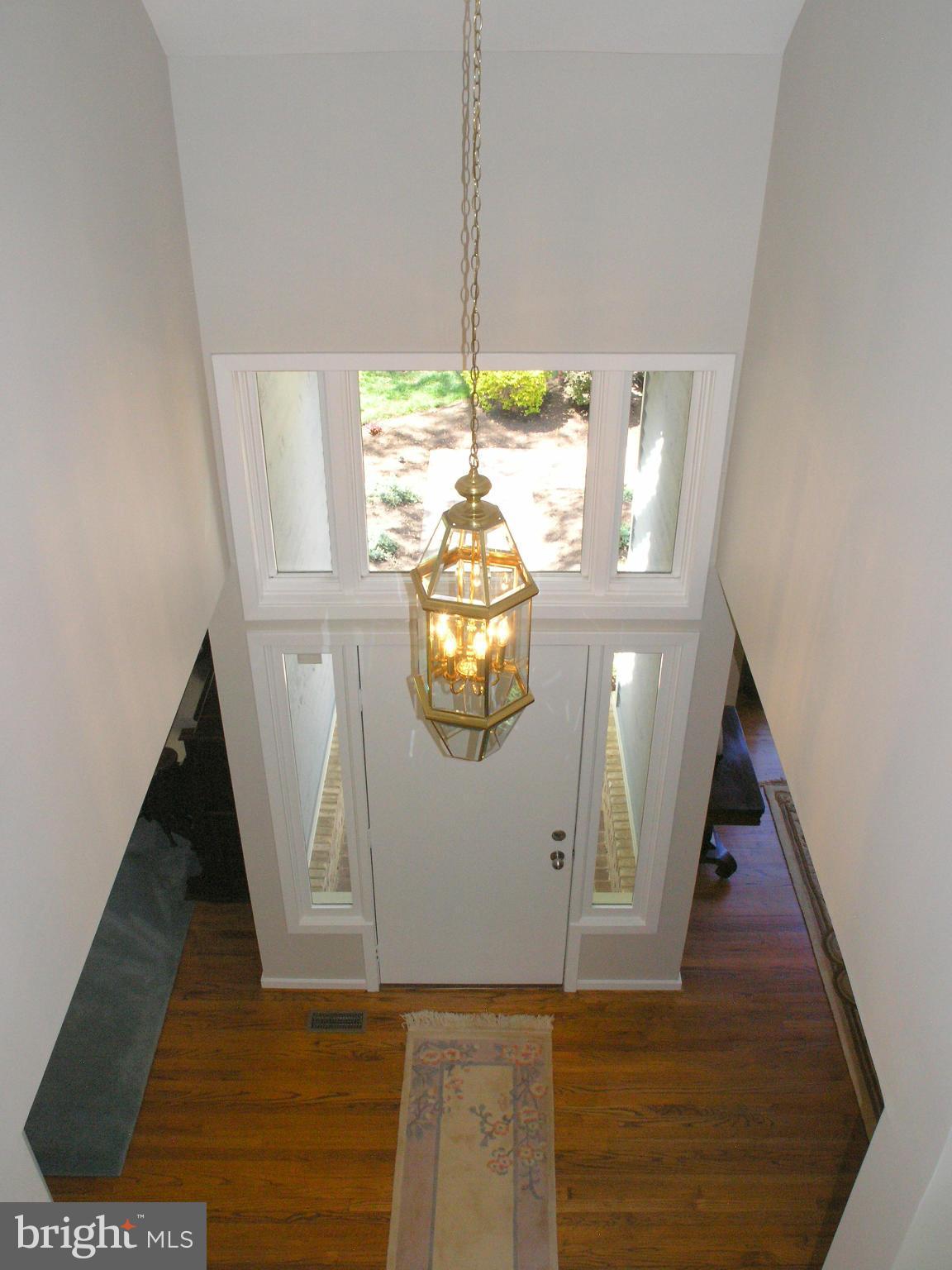 11301 Woodbrook Lane Reston, VA 20194 - Photo 4 of 30 2-Story Foyer Entry