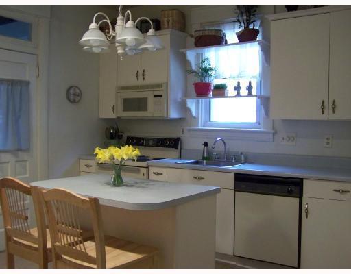 615 3rd Street Butler, PA 16001 - Photo 4 of 16 Kitchen.