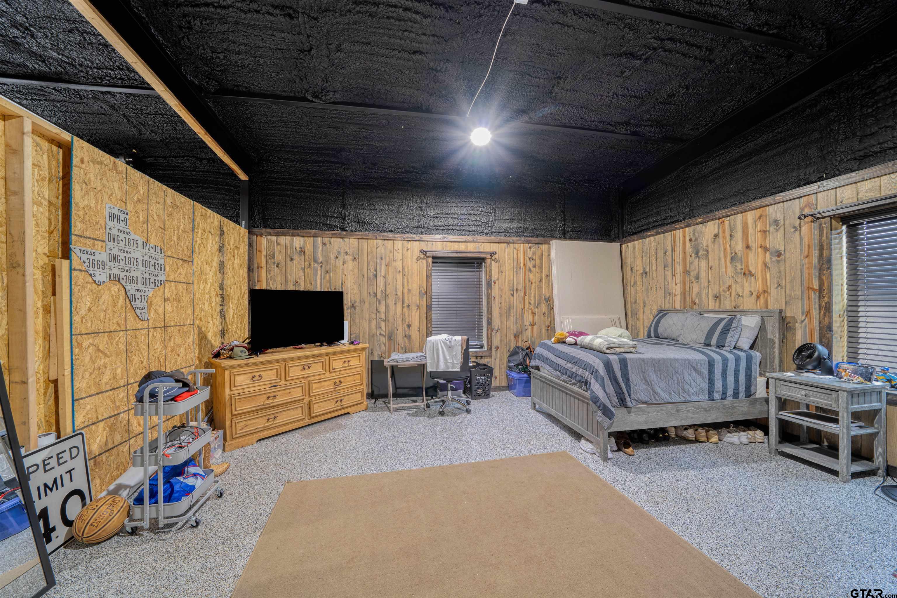 121 Oak Hl Road Kilgore, TX 75662 - Photo 16 of 27 Gallery Image 16