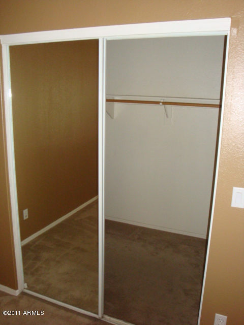 291 North Rock Street Gilbert, AZ 85234 - Photo 9 of 18 Master Closet