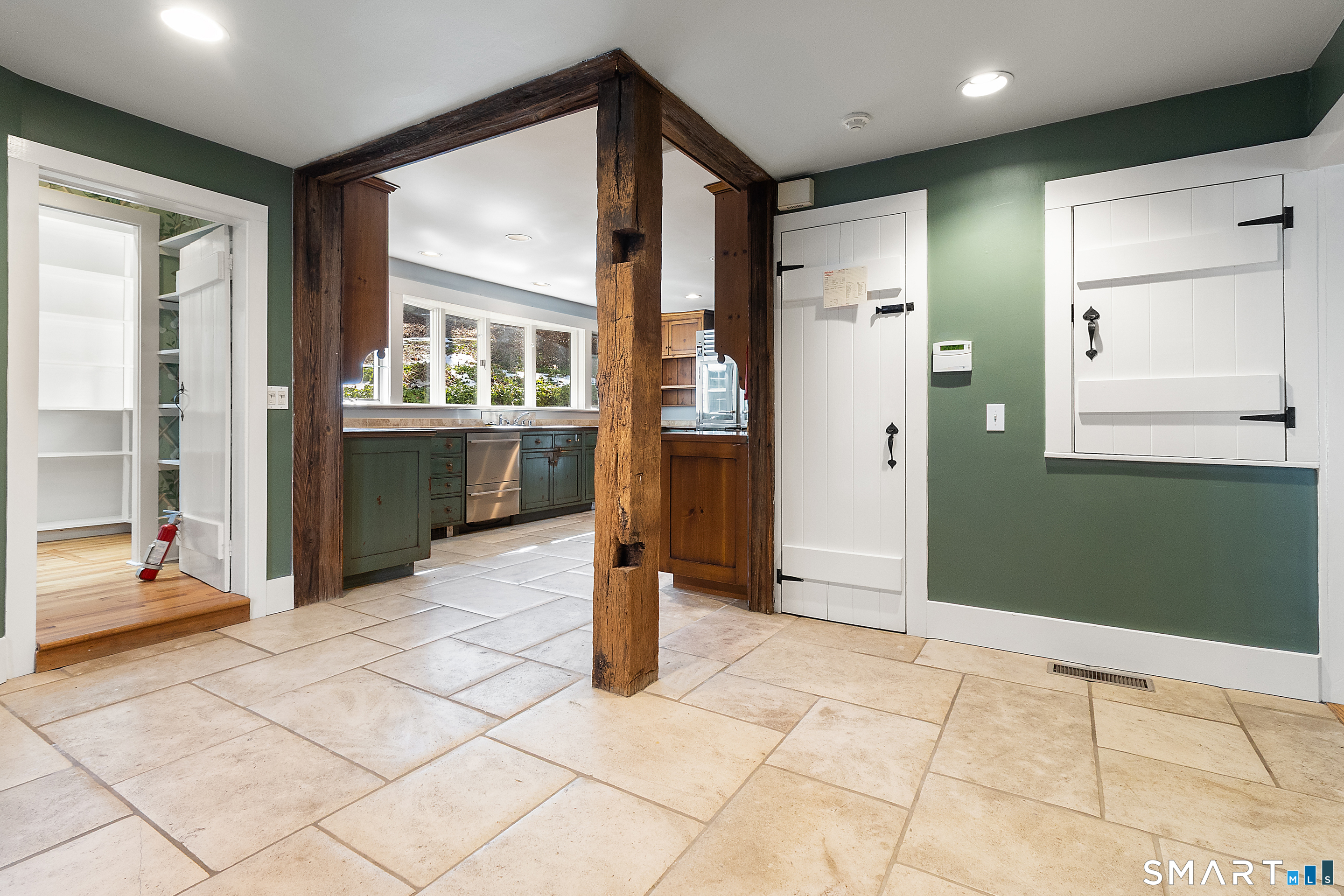 145 Lyons Plain Road Weston, CT 06883 - Photo 16 of 33