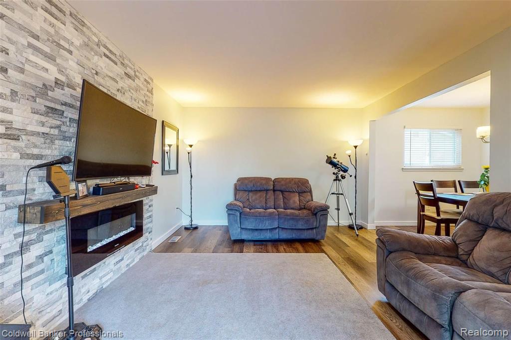 1617 Dancer Drive Rochester Hills, MI 48307 - Photo 16 of 43