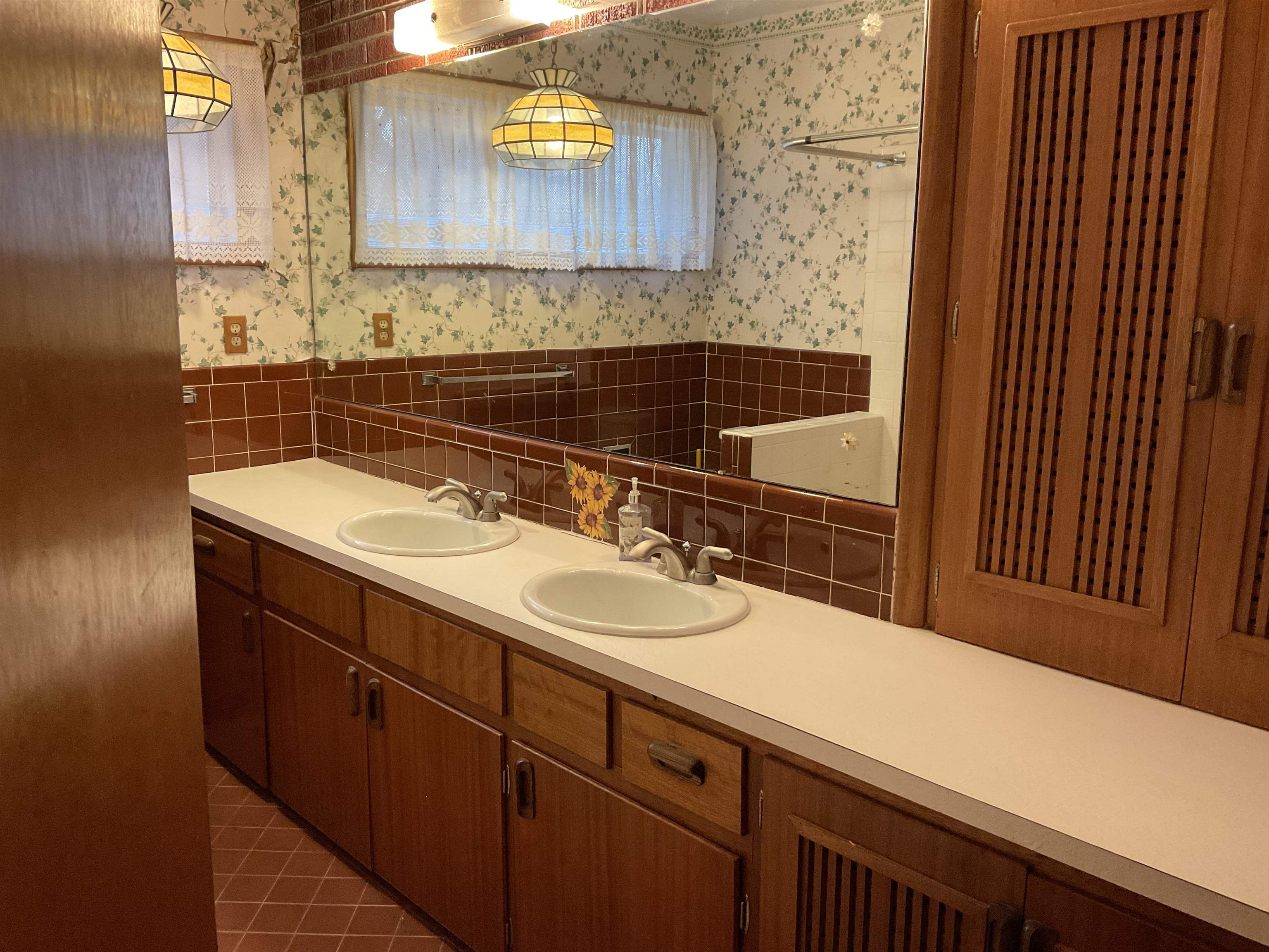 6420 East Marjorie Street Wichita, KS 67206 - Photo 10 of 36