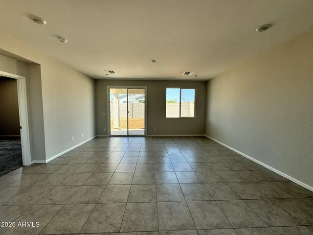 $1,850 | 35300 West La Paz Street, Maricopa, AZ 85138