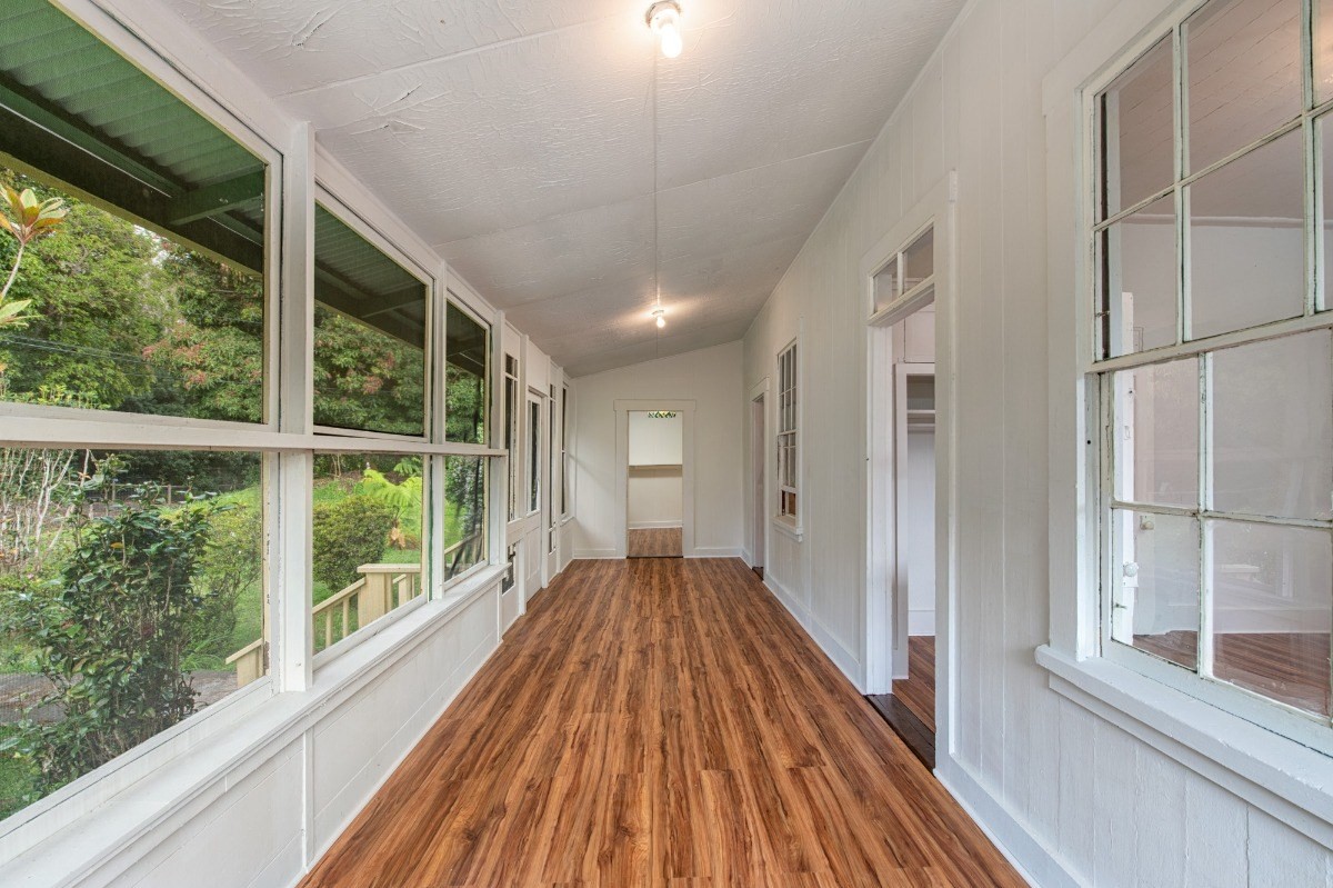 48-5314 Kukuihaele Road Honokaa, HI 96727 - Photo 4 of 24 a view of a room with a large window