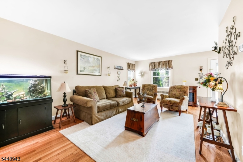 473 Whitewood Road Union, NJ 07083 - Photo 7 of 24