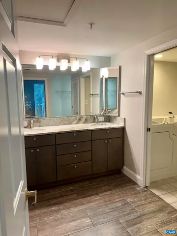 $3,500 | 500 Crestwood Drive, Unit 2101, Charlottesville, VA 22903