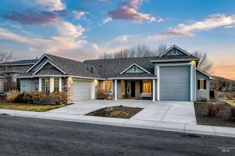 $795,000 | 5699 West Creeks Edge Drive, Boise, ID 83714