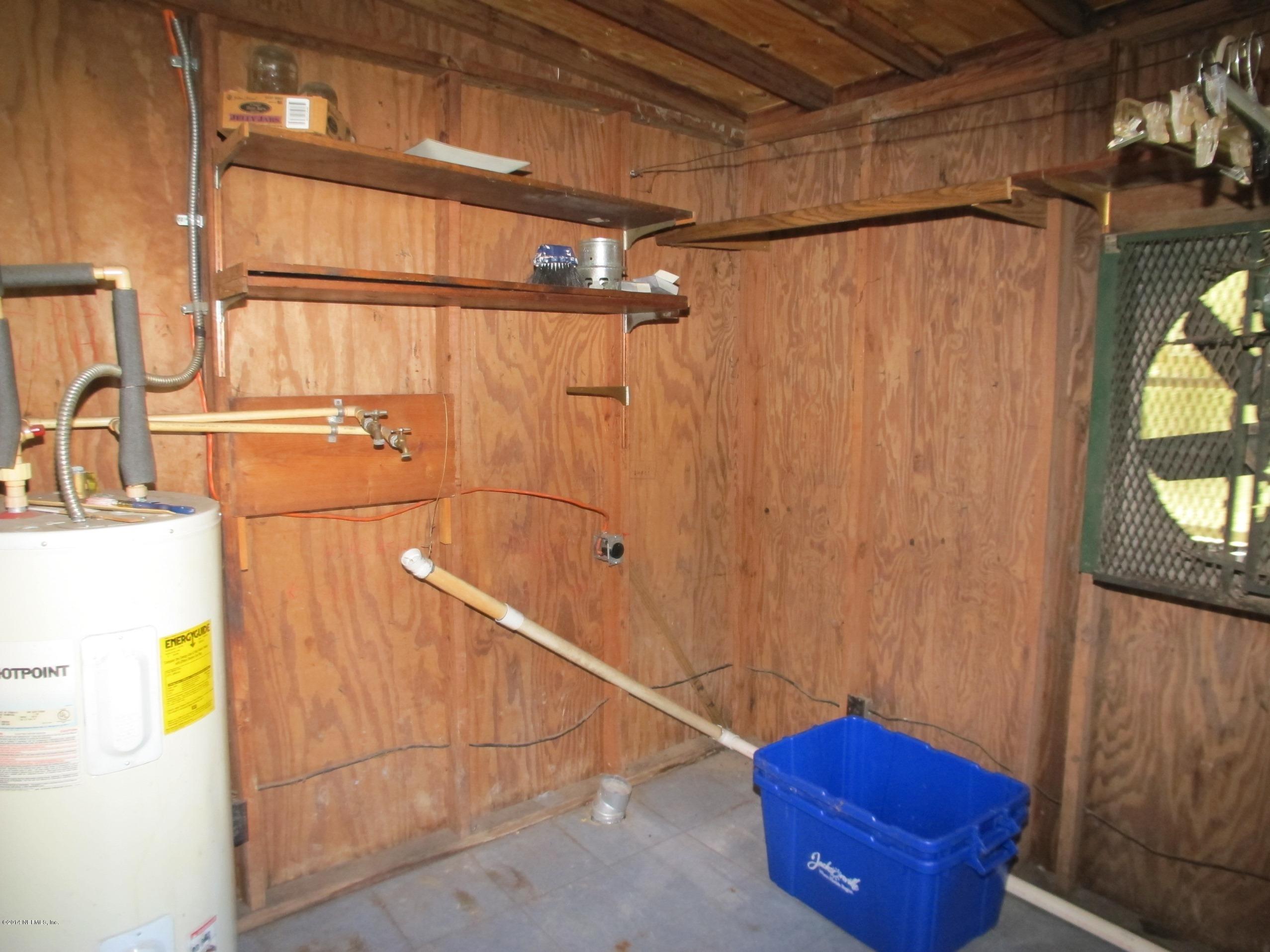 10593 Joes Road Jacksonville, FL 32221 - Photo 15 of 21 a bathroom with a shower