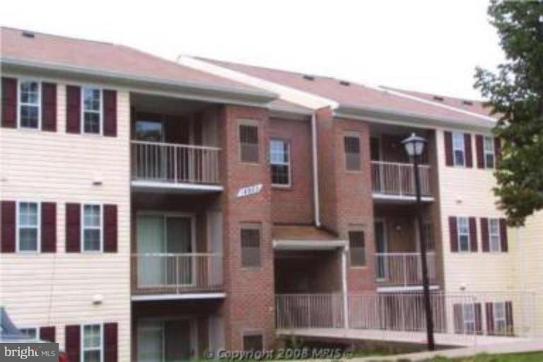 14903 Rydell Road, Unit 102 Centreville, VA 20121 - Photo 1 of 1 Exterior (Main)