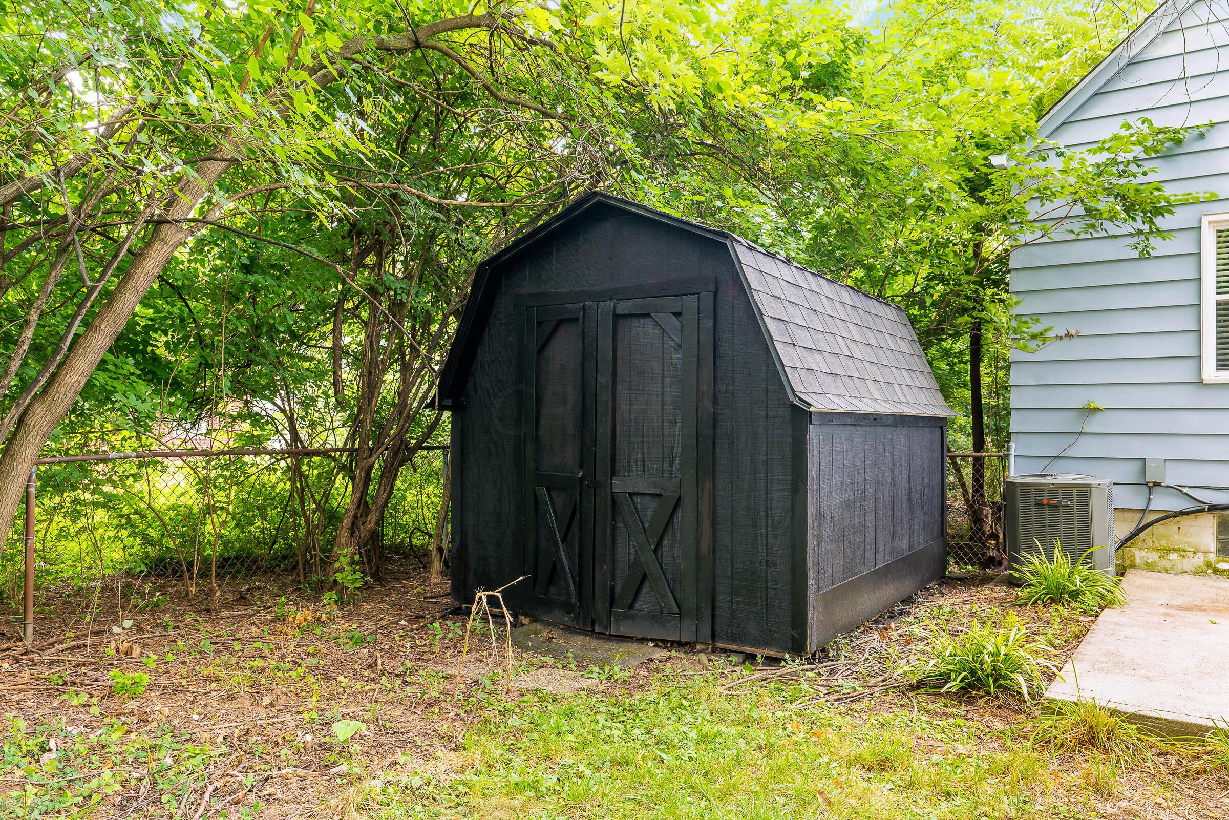 588 Northridge Road Columbus, OH 43214 - Photo 26 of 31 Garden shed for backyard storage