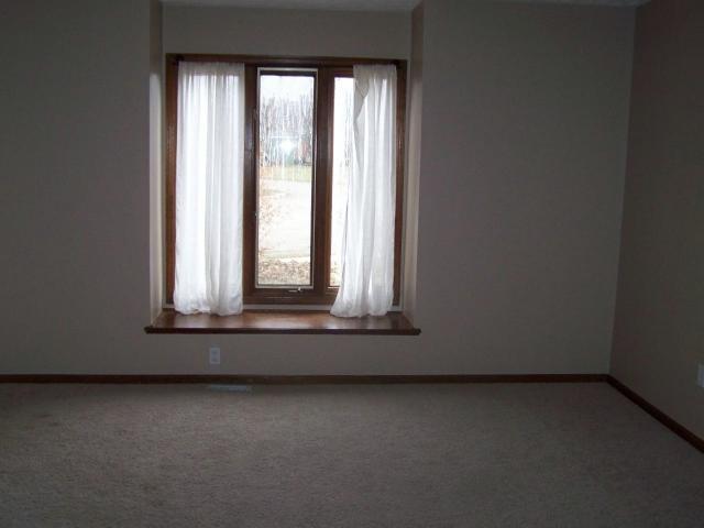 5380 Roscommon Road Dublin, OH 43017 - Photo 4 of 11 Gallery Image 4