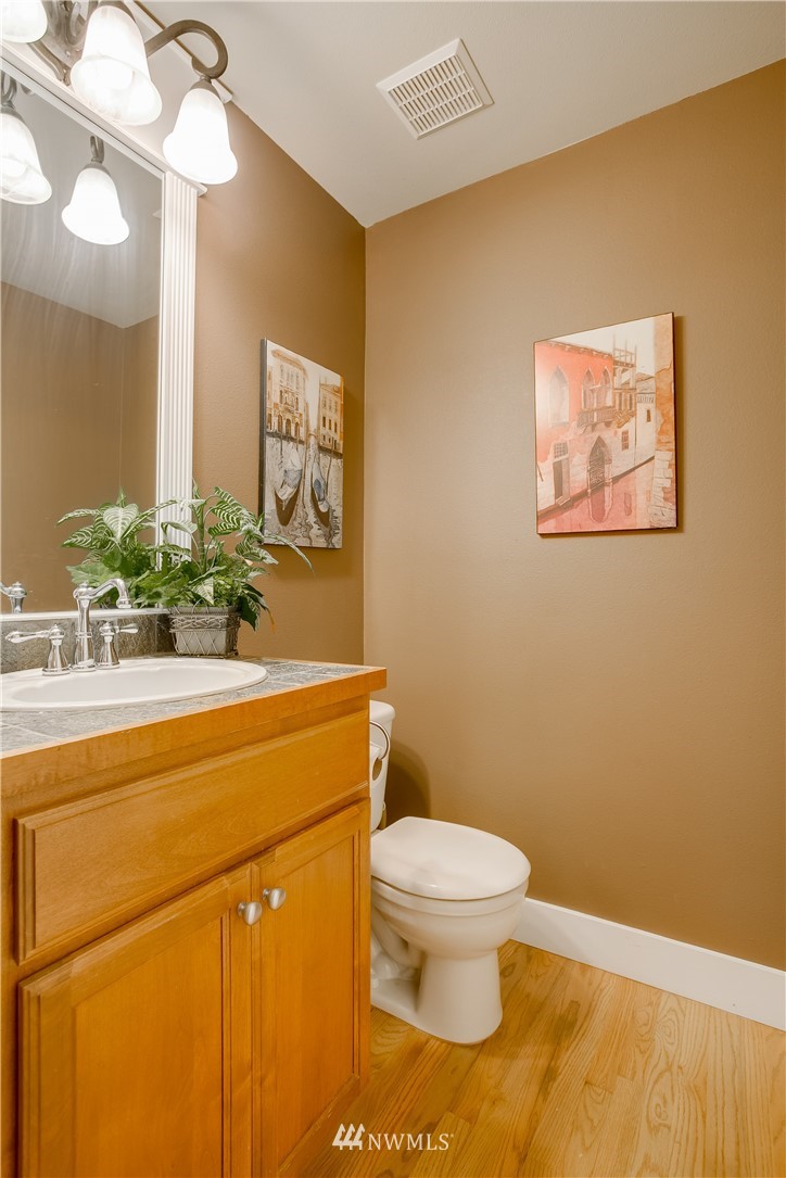 16628 38th Avenue Southeast Bothell, WA 98012 - Photo 5 of 25 Gallery Image 5