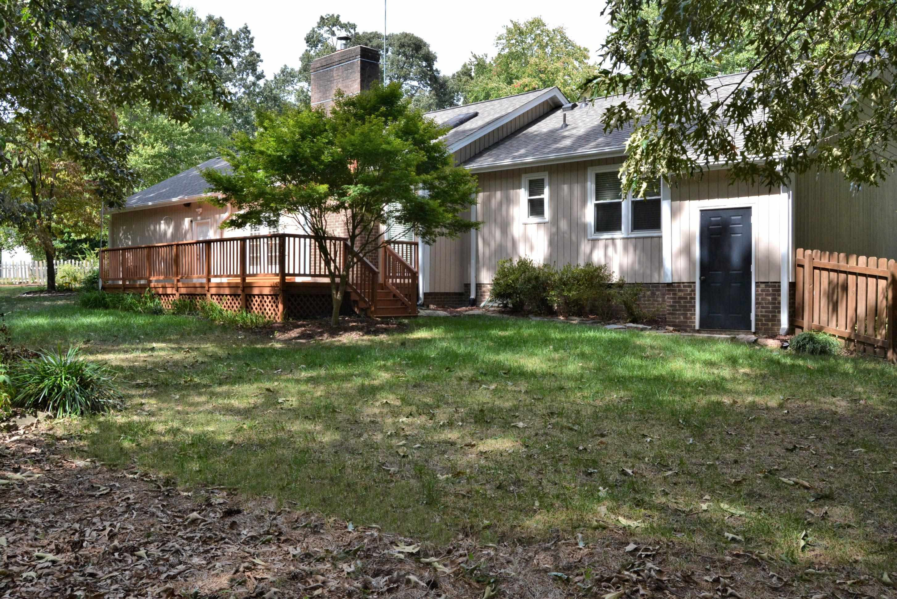 7409 Peppercorn Court Raleigh, NC 27613 - Photo 37 of 47 Deck & Back Yard