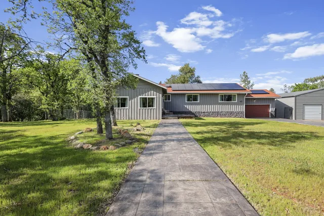 $500,000 | 17622 China Gulch Drive, Anderson, CA 96007