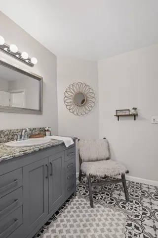 $500,000 | 17622 China Gulch Drive, Anderson, CA 96007