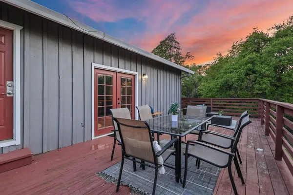 $500,000 | 17622 China Gulch Drive, Anderson, CA 96007