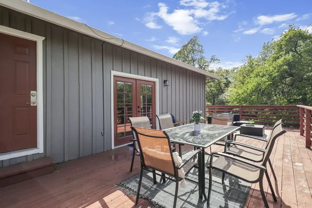 $500,000 | 17622 China Gulch Drive, Anderson, CA 96007