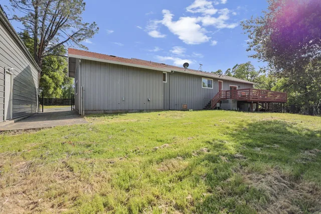 $500,000 | 17622 China Gulch Drive, Anderson, CA 96007