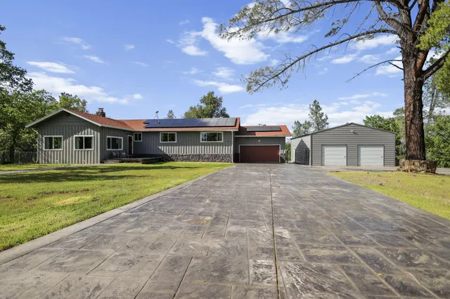 $500,000 | 17622 China Gulch Drive, Anderson, CA 96007