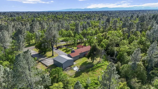 $500,000 | 17622 China Gulch Drive, Anderson, CA 96007