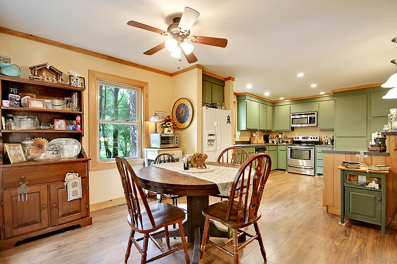 149 Franks Lane Ridgeville, SC 29472 - Photo 11 of 47 IMG_9353_IMG_9357-copy