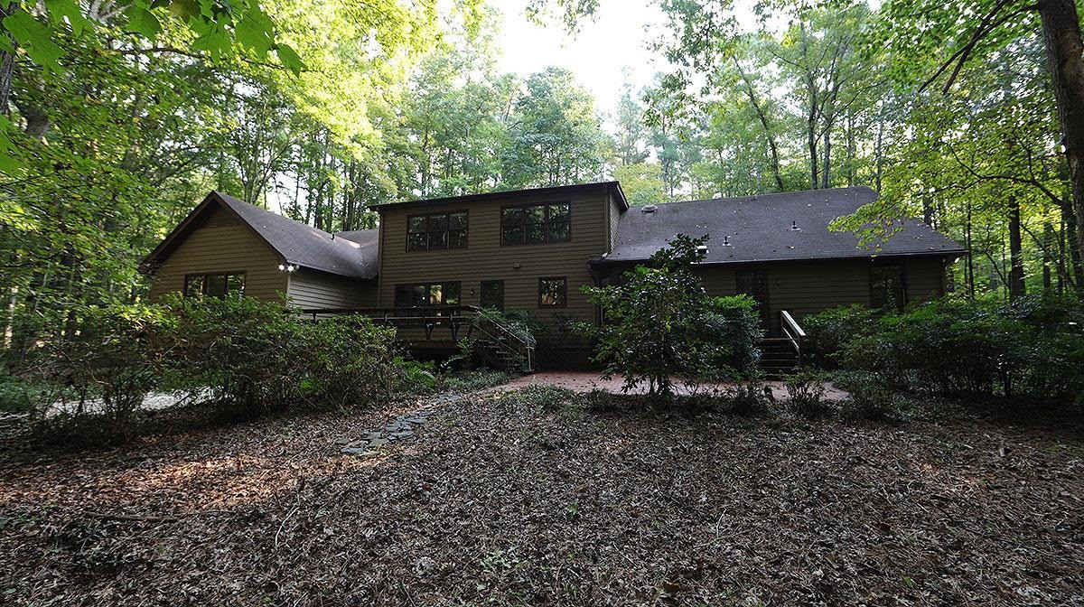 9417 Barton Creek Road Raleigh, NC 27615 - Photo 8 of 24 Exterior Back