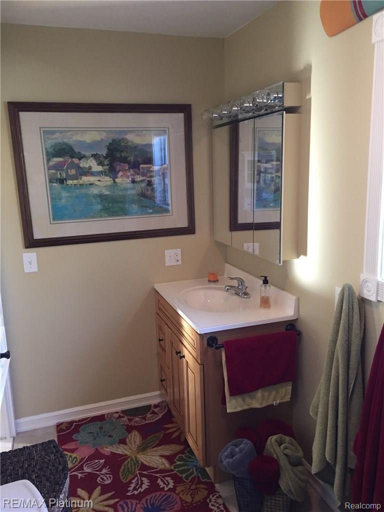 922 Brighton Lake Road Brighton, MI 48116 - Photo 29 of 33 BL6.JPG
